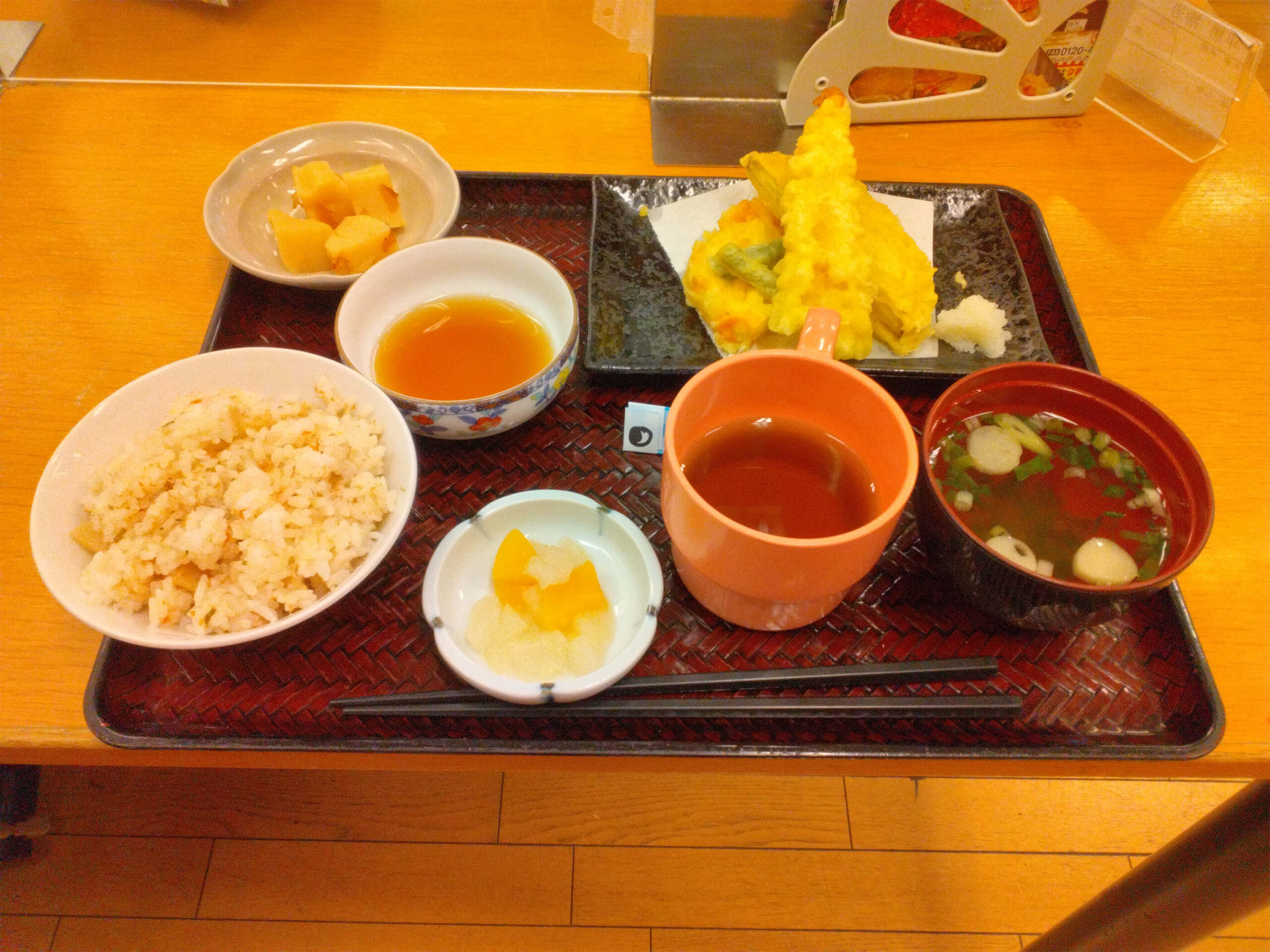 食事-scaled